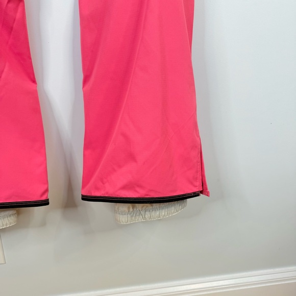 686 Women’s Insulated Cargo Snowboard Pants – Size Large – Electric Poppy Pink - Picture 7 of 9